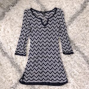 White House black Market Tunic